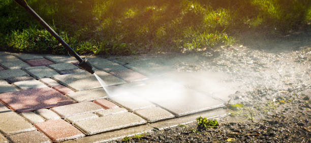 Best Pool Deck Cleaning  in Lawrence, IN